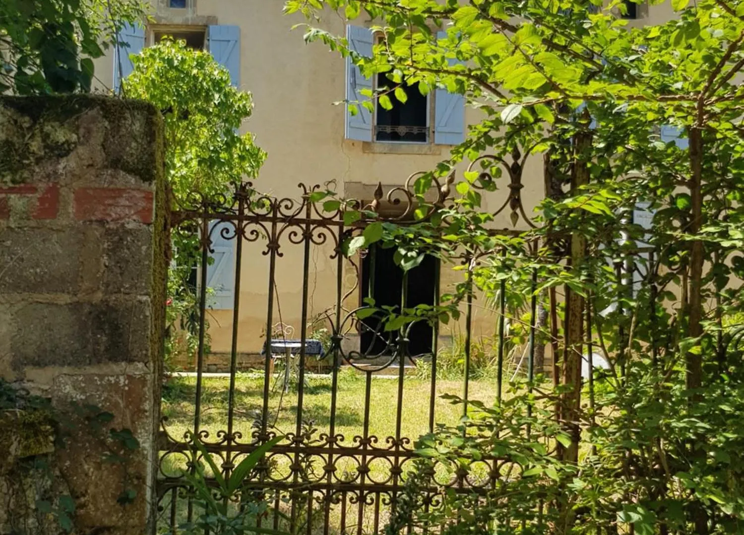 Louslitges Monferran Bed & Breakfast